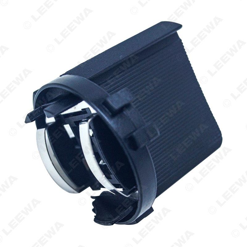 VW Golf 7 Halogen Headlight Socket Holder H7 Bulb Adapter