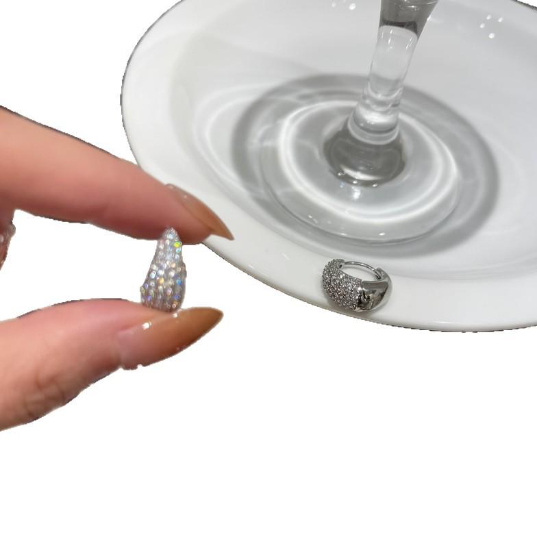 Exquisite Zirconia Water Drop Clip Earrings: Cool, Versatile, Fashionable Ear Jewelry