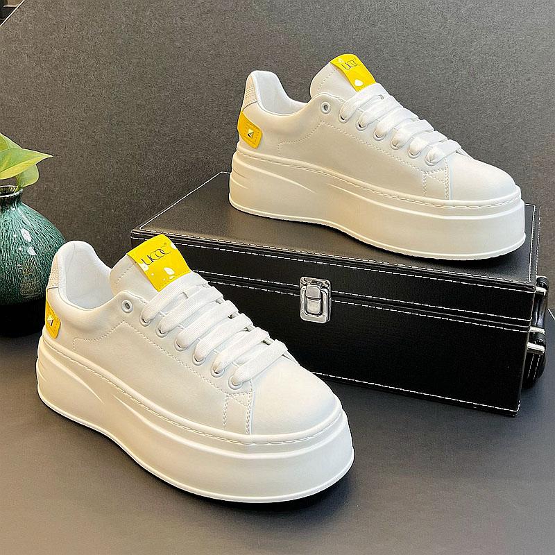 Fashion New Men's Charm White Thick Bottom Height Increasing Shoes Male Causal Flats Moccasins Sports Walking Sneakers Zapatos Hombre