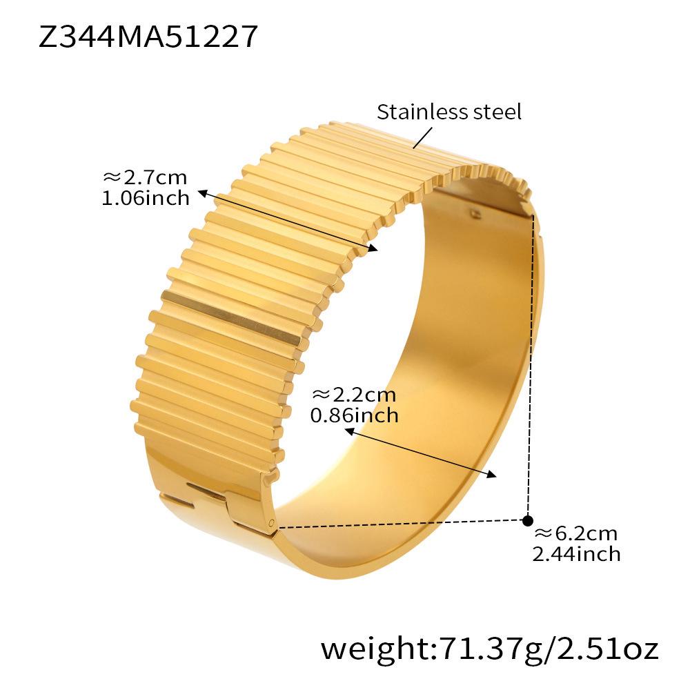 18K Gold Plated Honeycomb Pattern Stainless Steel Wide Bracelet with Zirconia Inlaid - European & American Fashion.