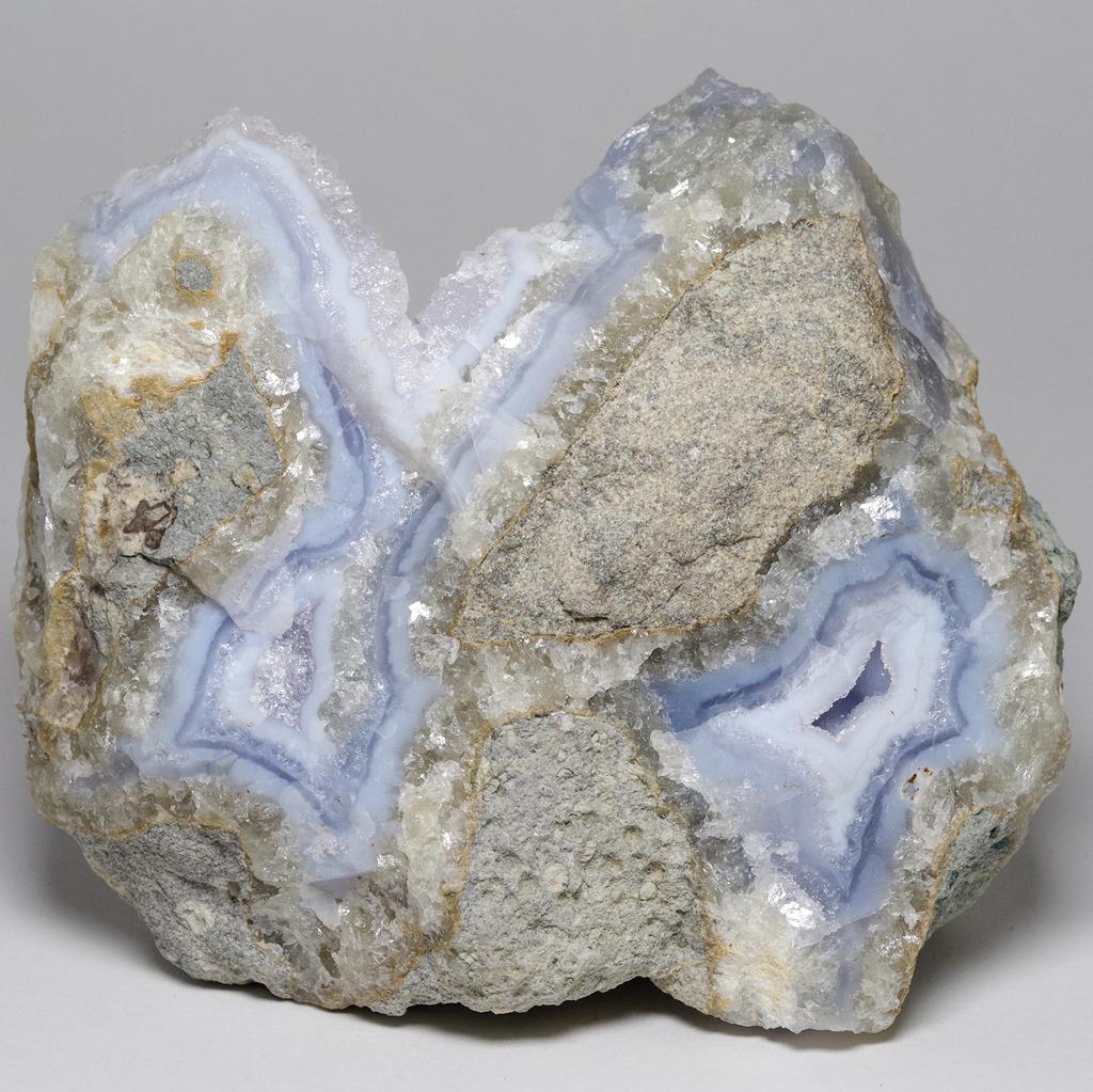 [N2 Stone Natural] Natural Mineral Blue Lace Agate Geode / Crystal | (31 | "One of a Kind" Approx. 398g, 96x81x47mm)