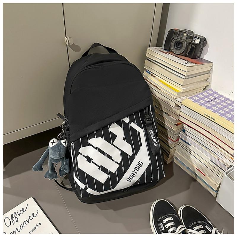 New high-value retro trendy cool niche design backpack couple lightweight large-capacity backpack