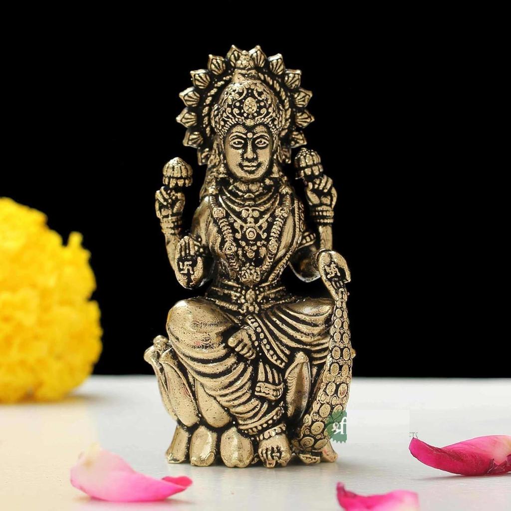 Handgjord Mässing Gudinna Laxmi Staty för Hemtempel | 2,5" Maa Lakshmi Figurin Idol Murti Heligt Symbol för Välstånd | Perfekt för Ritualer & Gåvor