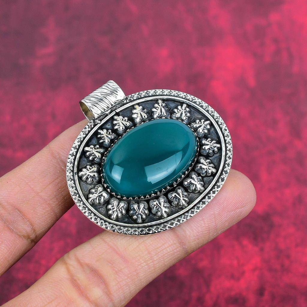 Grüner Onyx Anhänger, handgefertigter Edelsteinschmuck, 925er Sterlingsilber-Anhänger, Unikat-Design-Schmuck