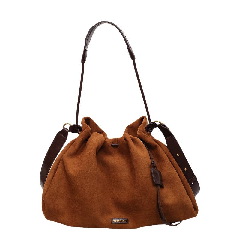 Vintage High end Large Capacity Tote Bag for Women 2026 Early Spring Casual Suede Single Shoulder Crossbody Bag