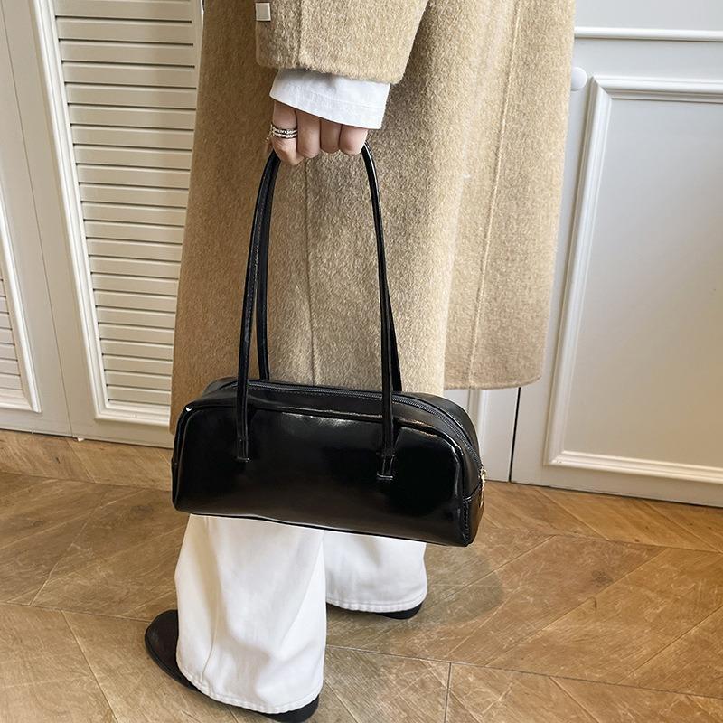 Niche Baguette Bag Axillary Simple Underarm Bag Women's Fashion New Trendy Shoulder Bag Design Large Capacity
