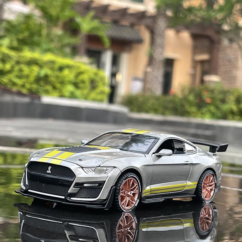 1:32 Ford Mustang Shelby GT500 Alloy Sports Car Model Diecast & Toy Vehicles Metal Car Model Simulation Collection Kids Toy Gift