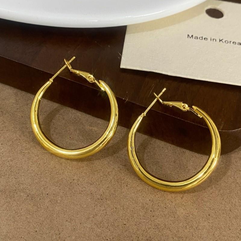 French Retro Metal Hoop Earrings: Luxurious, Simple & High-End Ear Accessories