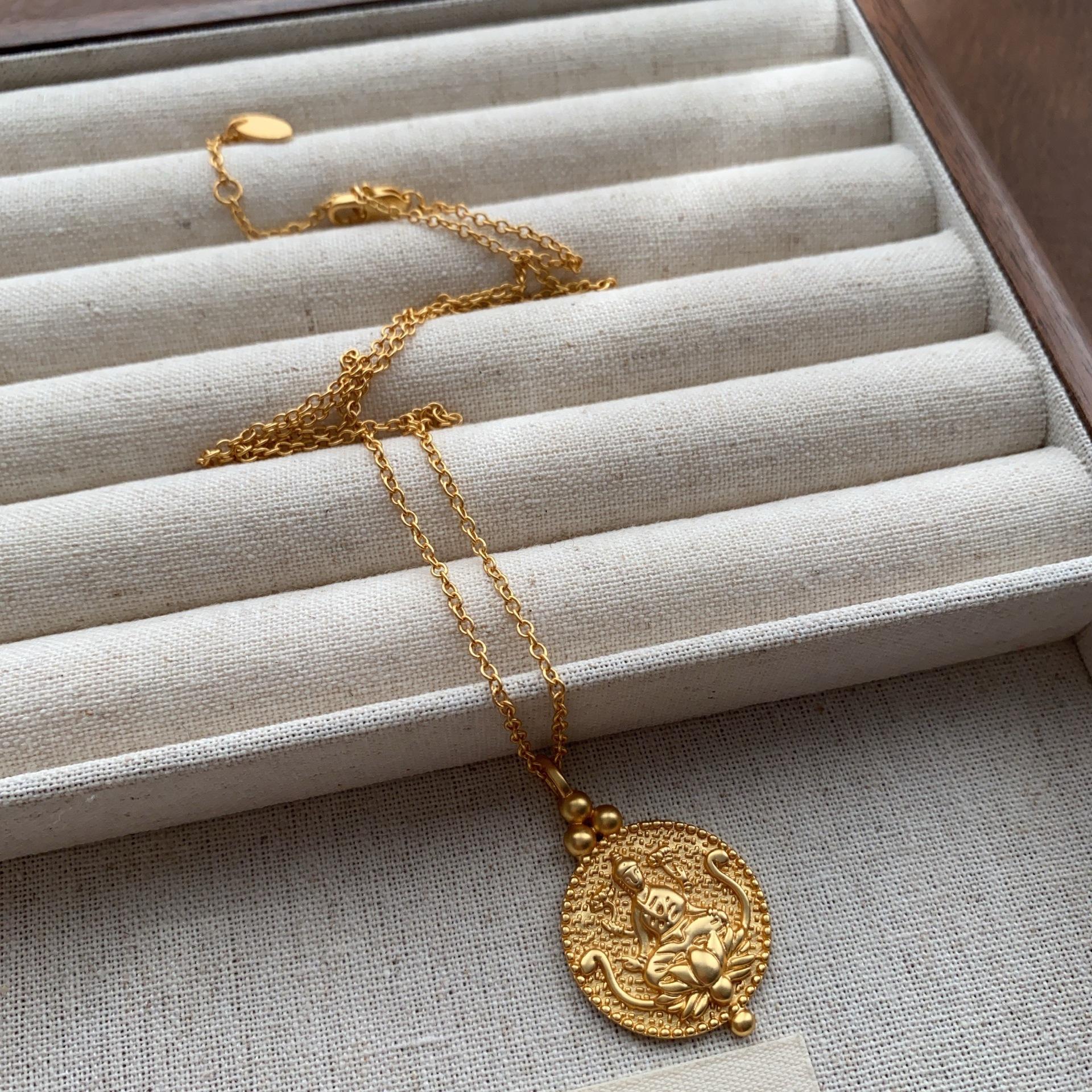

Minimalist style super fairy temperament baroque pearl necklace temperament metal collarbone chain