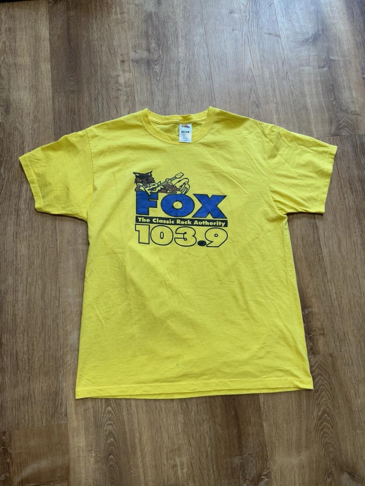 

Fox The Classic Rock Authority - 103.9 FM - Flint, Michigan Yellow T-Shirt Large S