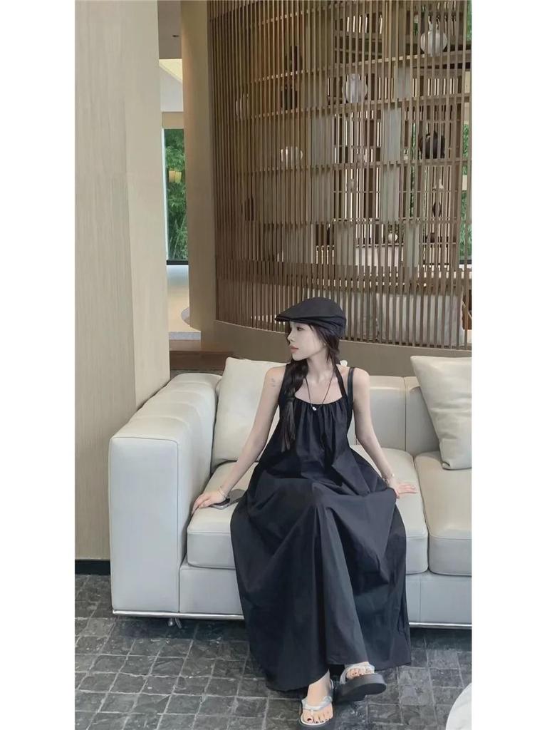 Summer Sanya Halter Neck Backless Beach Dress for Thailand Holiday Photos