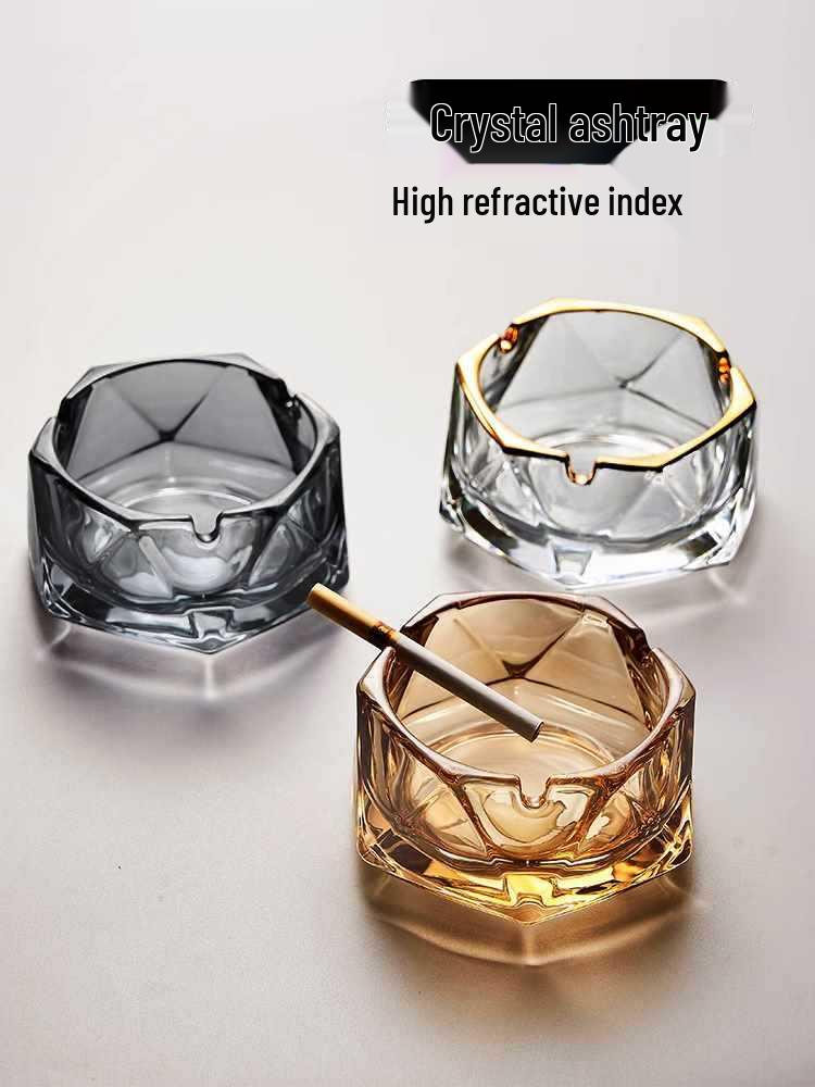 Crystal Luxury Ashtray: Sleek Design for Home, Bar, or Hotel