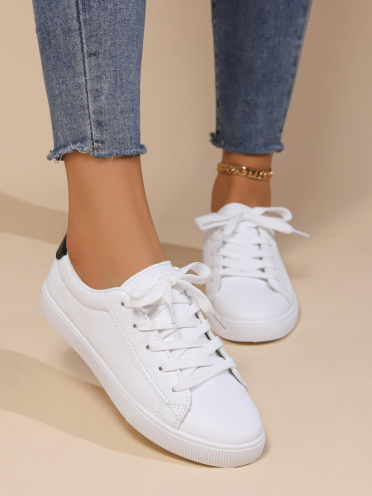 

Большие размеры женской обуви с круглым носком, на шнуровке, на плоской подошве, повседневные туфли, модные маленькие белые туфли 42 белый