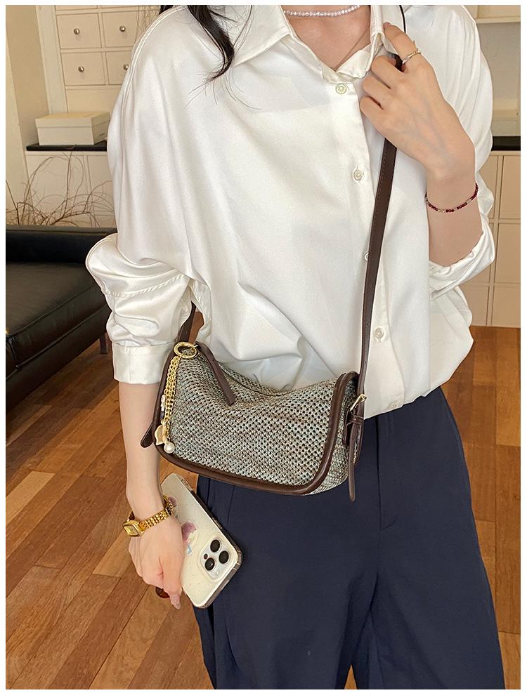 Hong Kong Retro Woven Crossbody Bag - Summer 2026 Collection, Women’s Hollow Knit Color Block Single Shoulder Bag