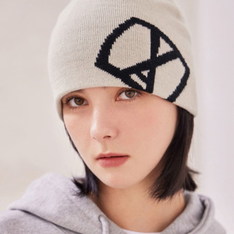 

Шапка бини VARZAR VA Square жаккардовая теплая серая FREE