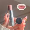 Black Rose Lip Balm Moisturizes, Hydrates and Hydrates, Prevents Dryness and Cracks, and Reduces Lip Lines