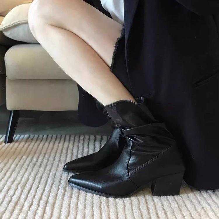 2025 Autumn and Winter Pointed Head Thick Heel Patent Leather Thin Boots Women's Medium Tube Pleated Pile Boots Western Boots Martin Boots Short Boots