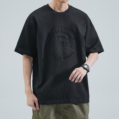 Pružný střih nemačkavý volný pánský top s krátkým rukávem módní tričko s krátkým rukávem s trojrozměrným ocelovým potiskem bavlněné pohodlné lehké tričko