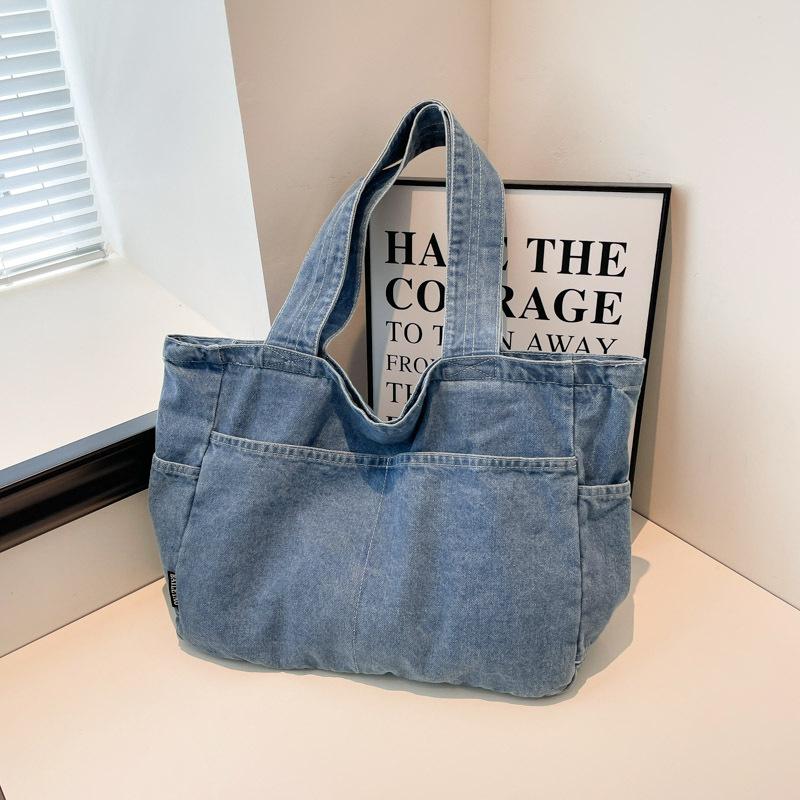 Denim Trend Shoulder Bag 2025 Autumn New Fashion Large Capacity Shoulder Bag Student Commuter Travel Tote Bag