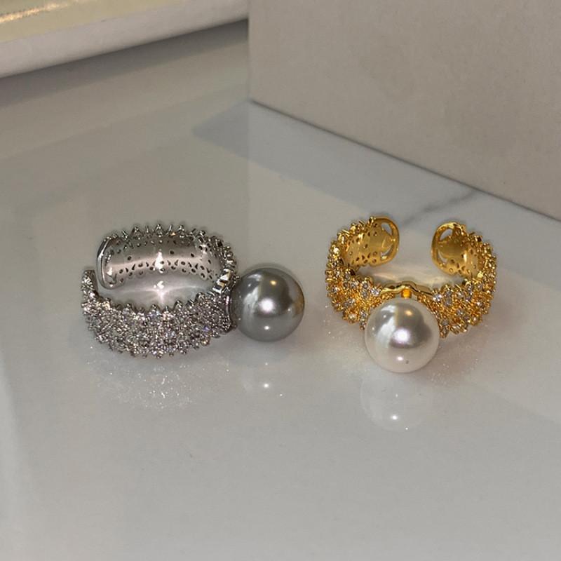 Trendy Geometric Design Open Ring With Elegant Silver Gray And Pearl For Women