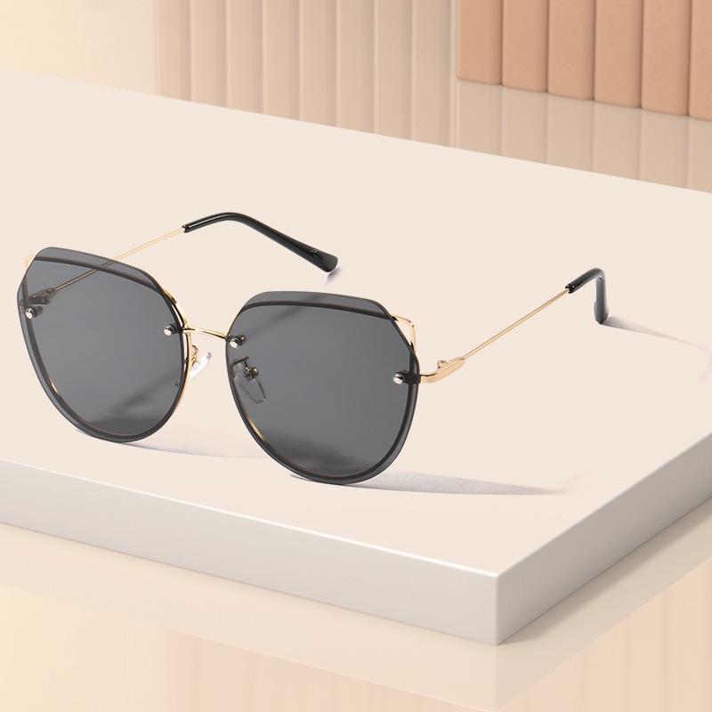 Oval Metal Rimless Sunglasses Wear Cat Ear Sunglasses Sunshade Glasses