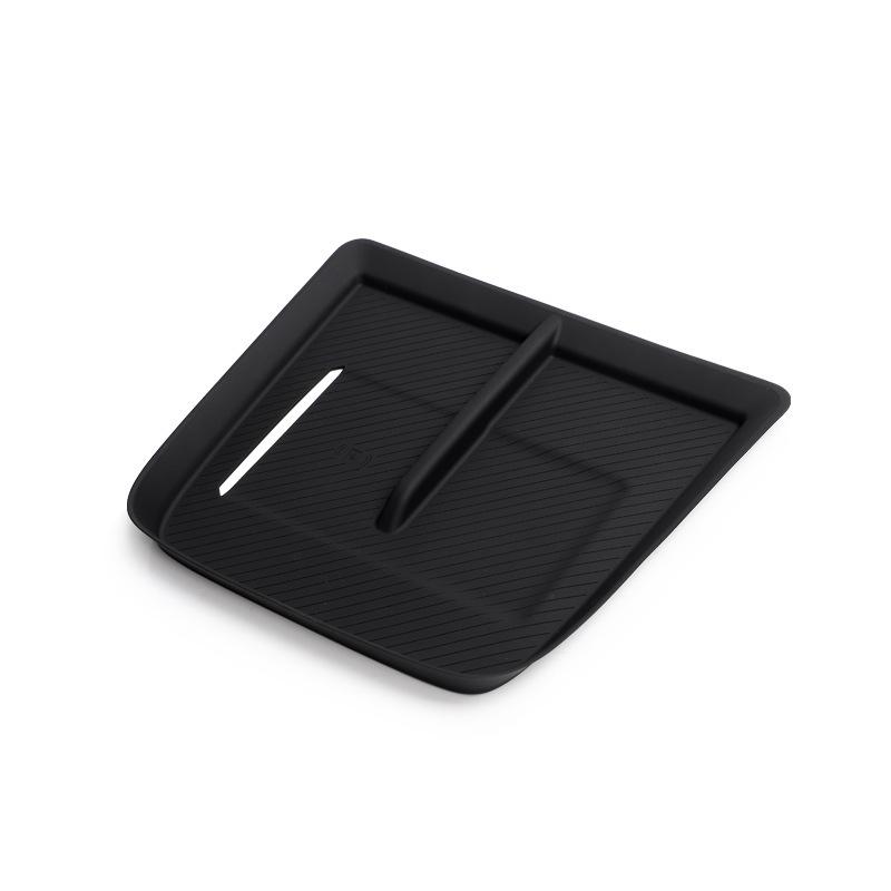 Lynk&Co 08 Wireless Charging Anti-Slip Silicone Pad for Center Console (2023-2025 Models)