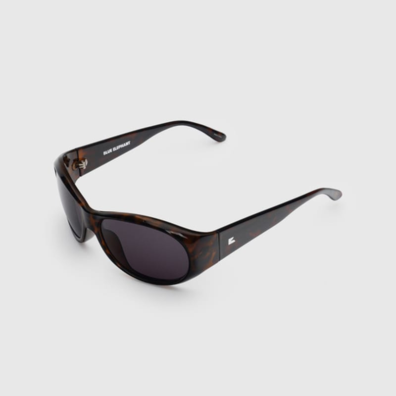 BLUE ELEPHANT IAN Leopard