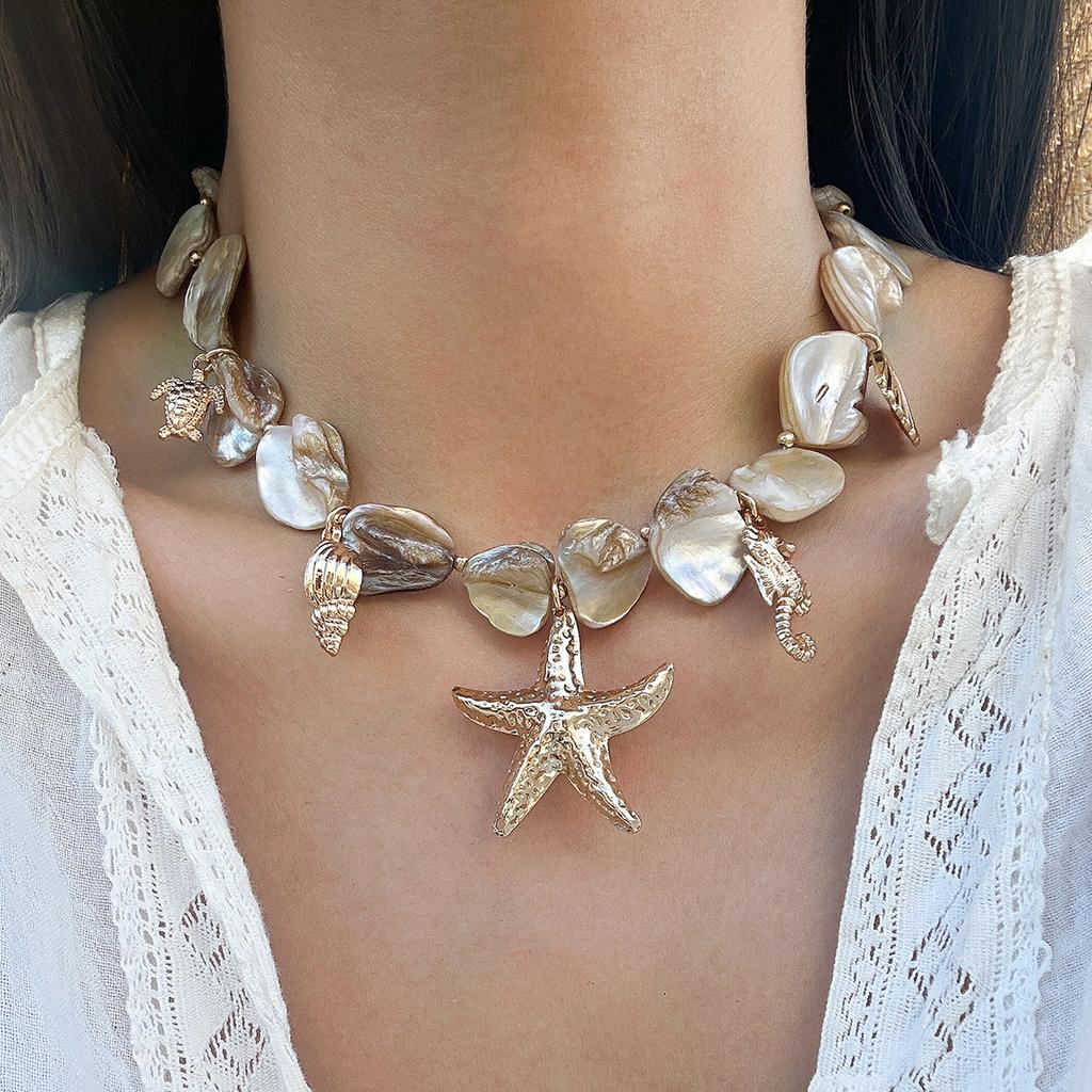 Retro Starfish White Shell Conch Pendant Necklace Women Simple Creative Colorful Stones Hand Woven beach Jewelry Girls