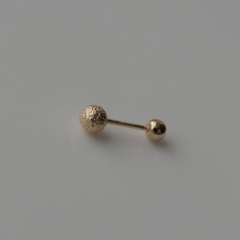 Youngglow 14k Rough Ball Piercing