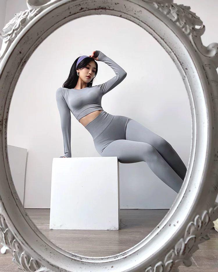 Peach Butt Women's High Waist Yoga Leggings - Hip Lifting, Sexy Fitness & Running Pants