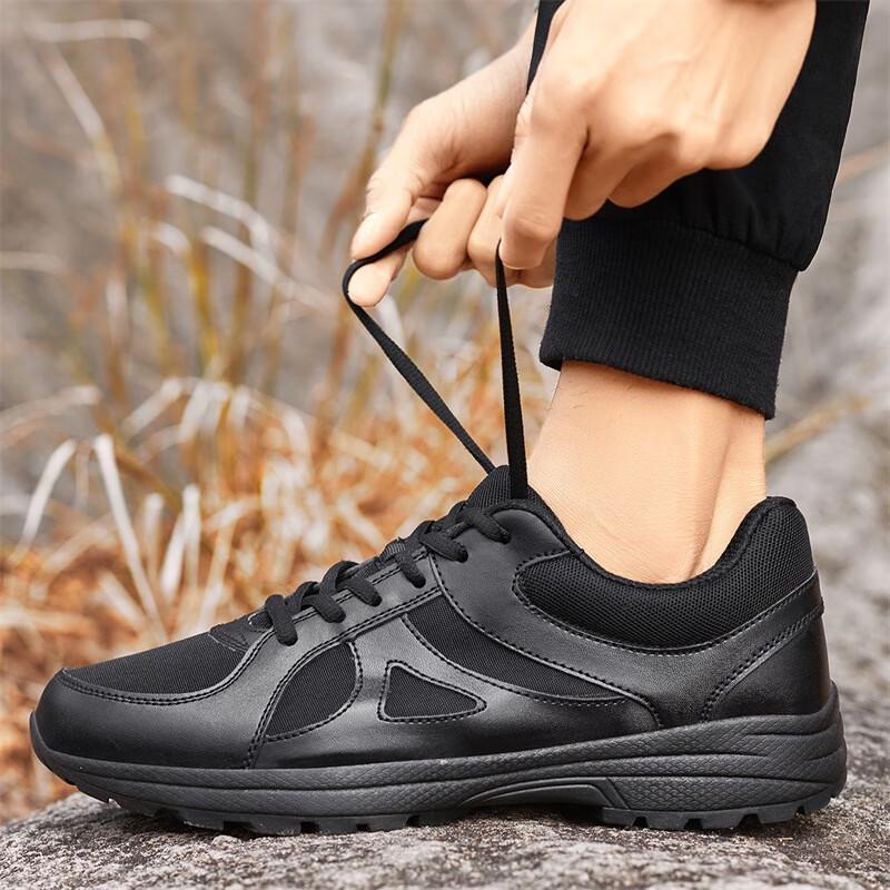 CNMF Unisex Breathable Outdoor Training Shoes
