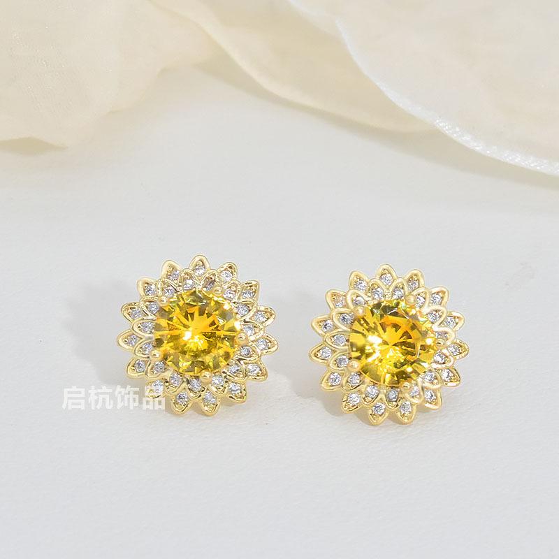 Sunflower Necklace Women'S Simple High Trend Versatile Zircon Pendant Clavicle Accessories