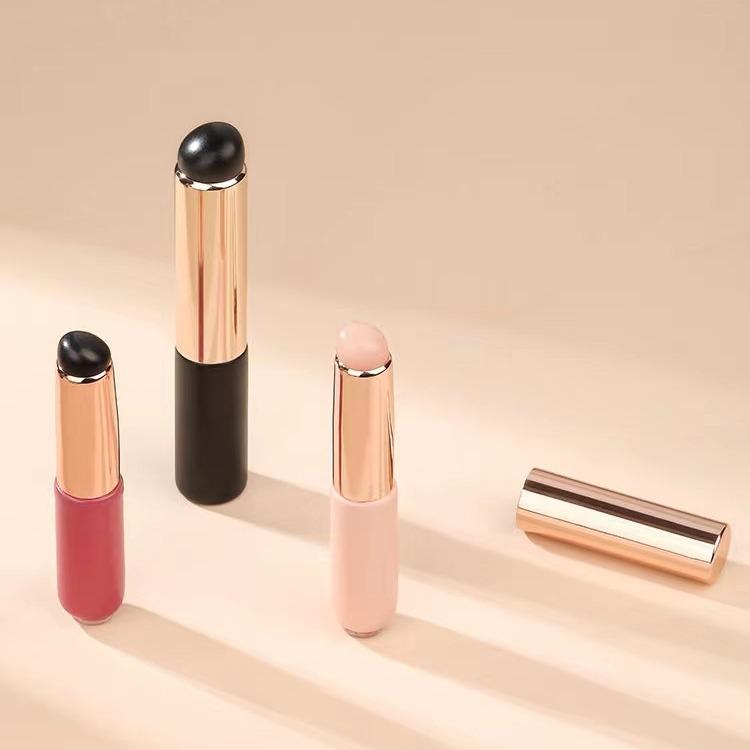 Silicone Lip & Nail Art Patting Brush: Professional Tool for Smooth Lips and Manicures