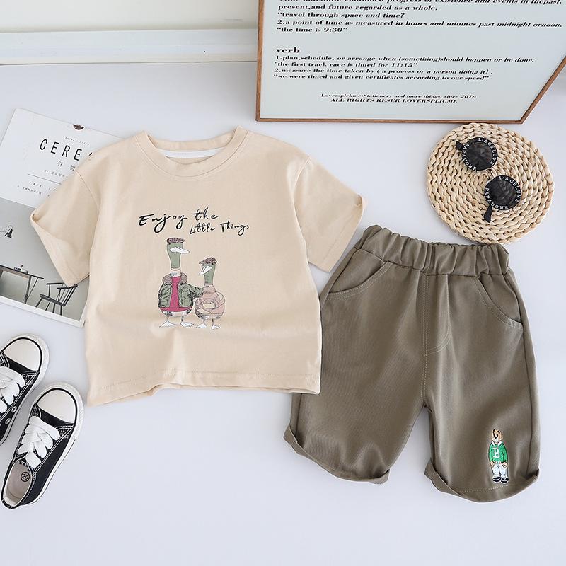 

Детский летний комплект Комплект с круглым вырезом Футболка с коротким рукавом С принтом Повседневный Детский летний комплект из двух предметов 120 бежевый