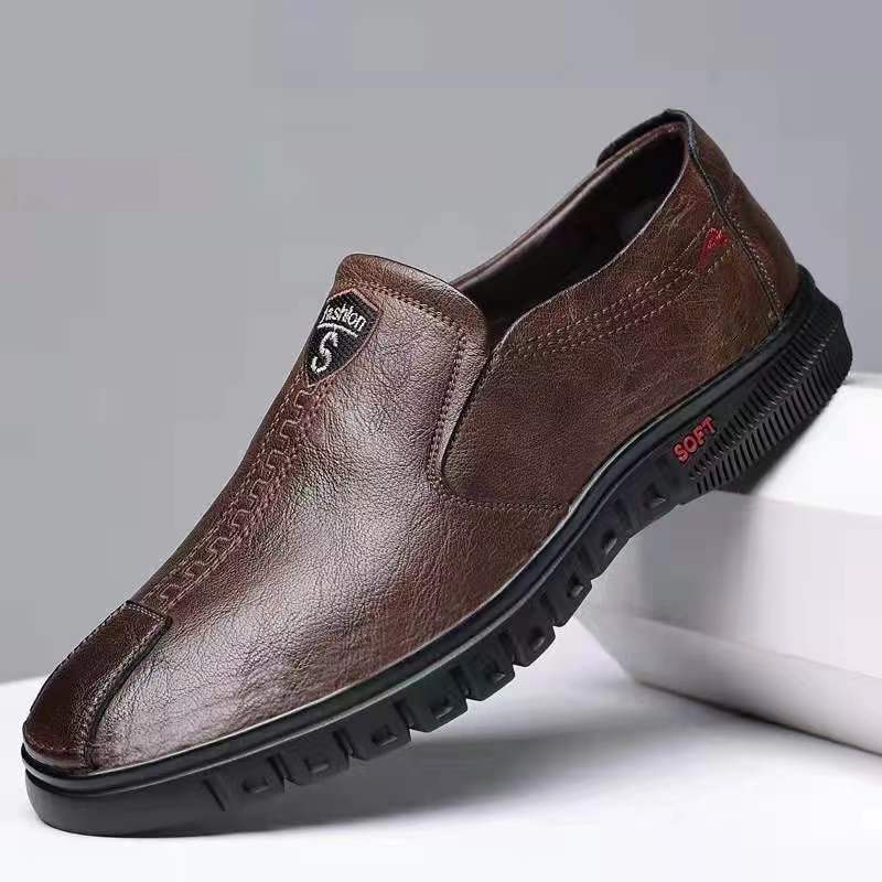 Men's Shoes 2025 New Men's Casual Leather Shoes British One-pedal Doudou Shoes Men's Dad Shoes Soft Leather Sole Leather Shoes