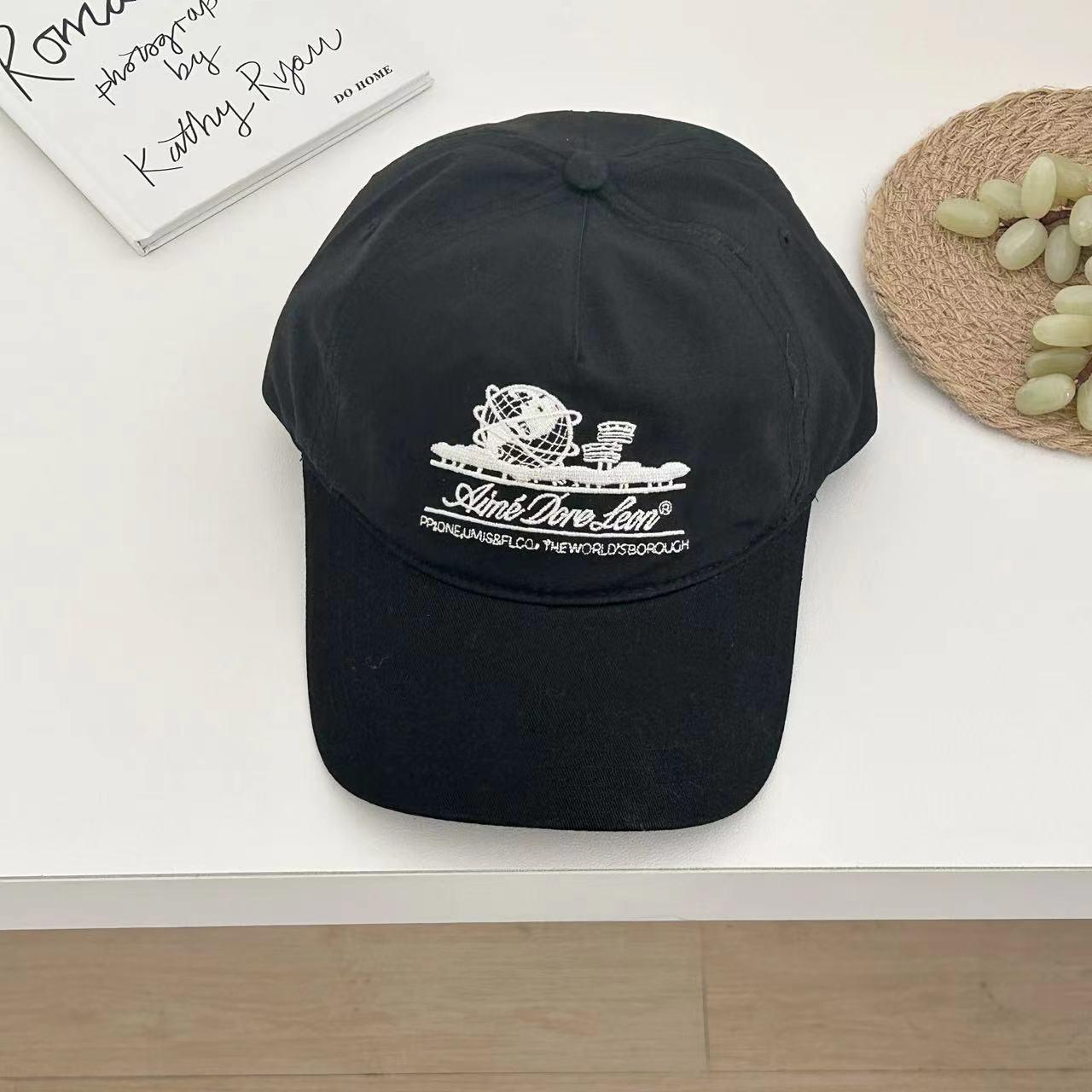 

«Бейсболка в стиле ретро с зеленым утконосом, регулируемые широкие поля, вышитая, унисекс» M (56-58cm) темно-синий