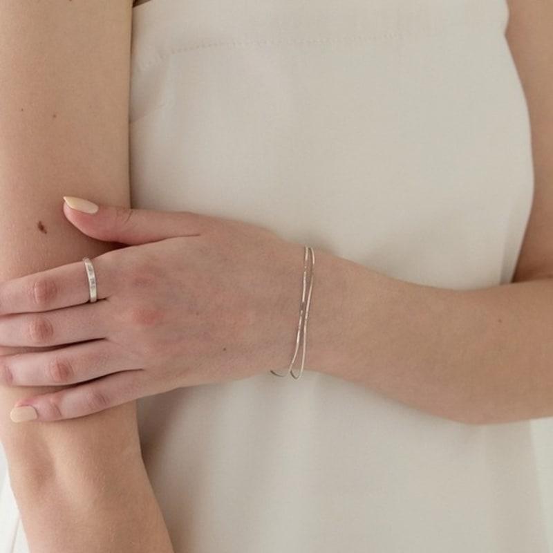 Aphrose Dual Essence Silky Chain Bracelet