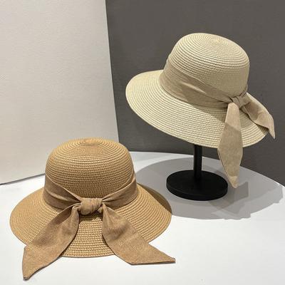 Eleganter Strohhut mit Schleife, dekorativer Sonnenhut mit breiter Krempe, Sommer-UV-Schutz, Fischerhut, geeignet für den Strandurlaub am Meer