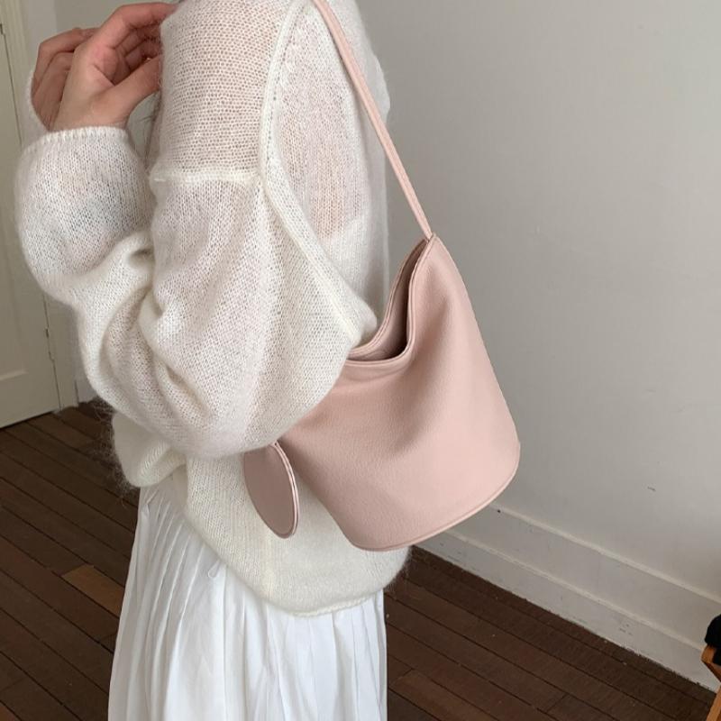 New Women Top Handle Bags  Fashiable and Versatile Shoulder Bag Soft Leather Bucket Casual Commuting Bag Summer Fashi