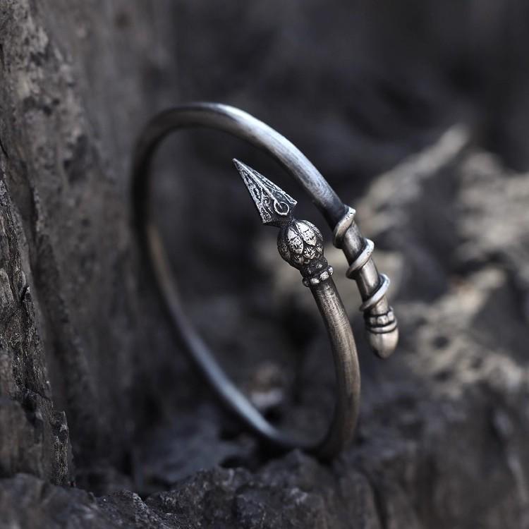 Men's Handmade Distressed Thai Silver Open Bangle - Nezha's Fire-Tipped Spear Design