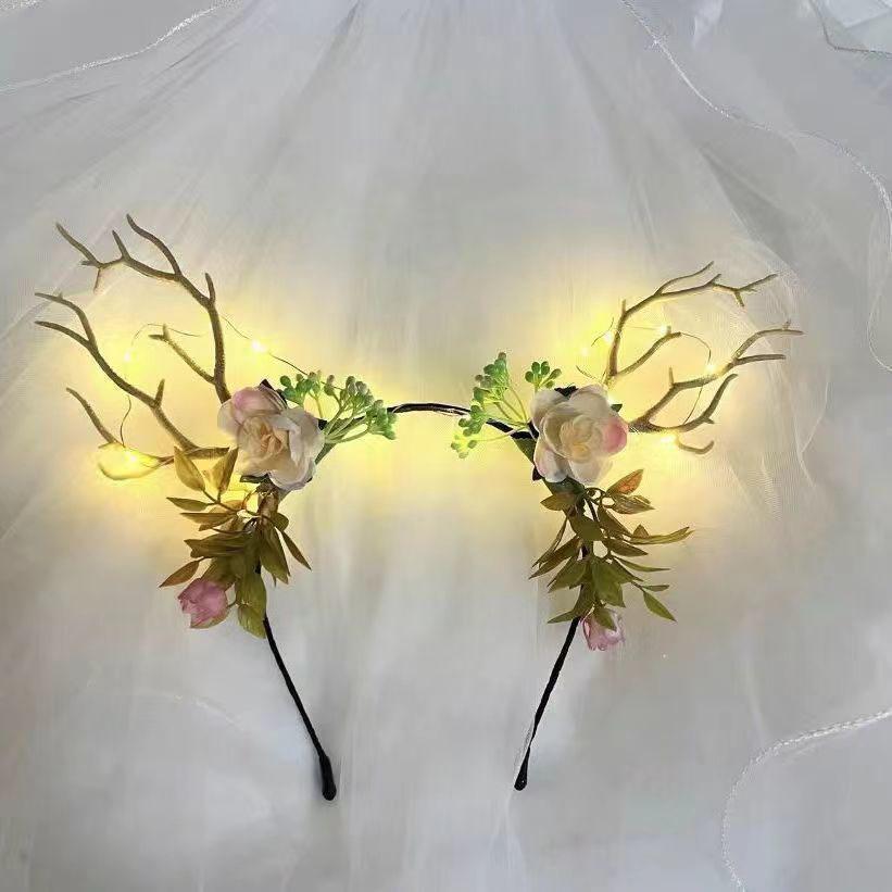 New Luminous Headpiece Elk Antlers Headband Christmas Flash Headband Flower Fairy Party Night Market Toy