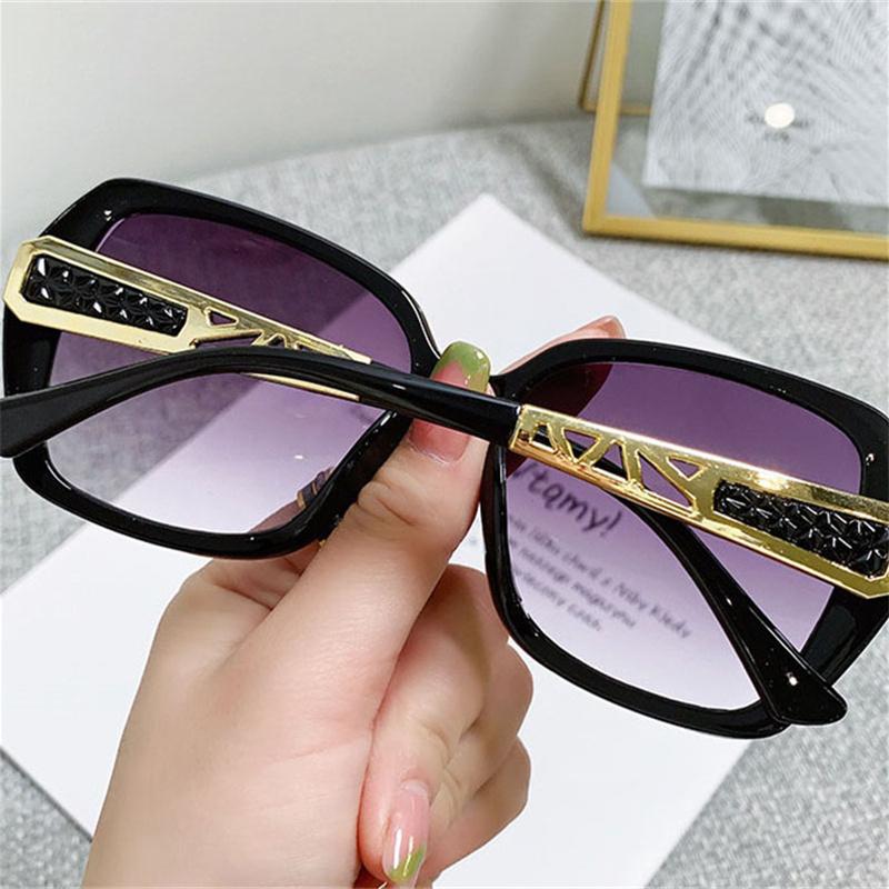 New Ladies Sunglasses Trendy Fashion Large Frame Sunshade Sunglasses Sunscreen Sunglasses Holiday Retro Eyewear