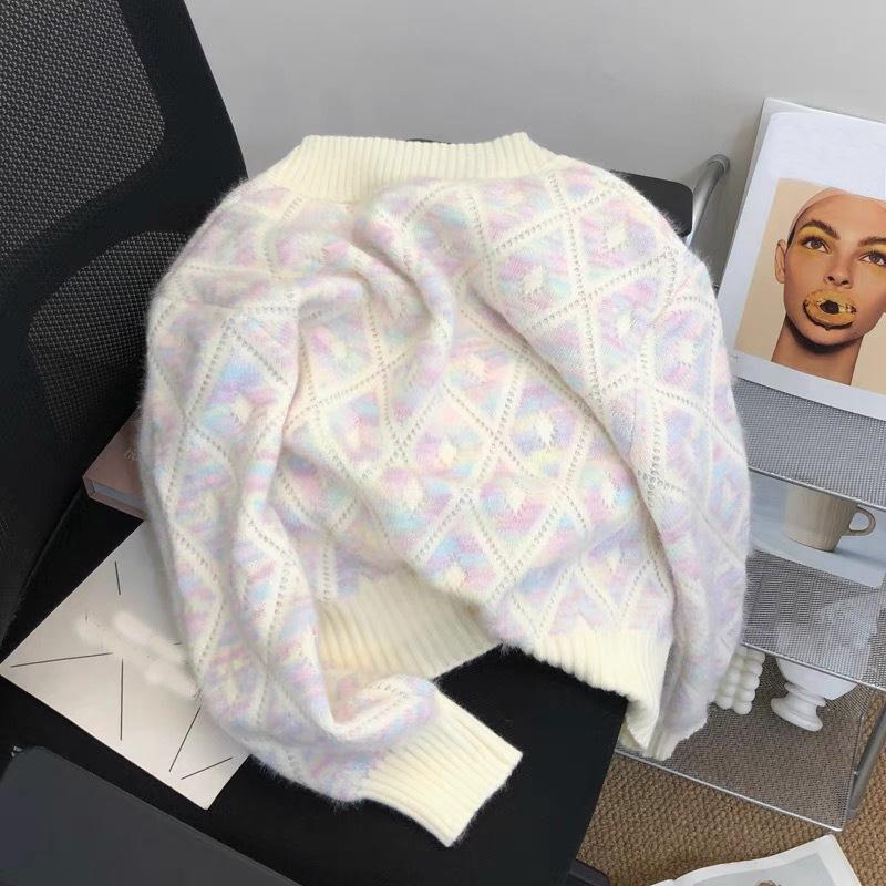 2023 m. pavasario ir rudens senovinis, švelnus, amžių stabdantis, laisvai prigludęs deimantinis languotas trumpas megztas megztinis moteriškas paltas