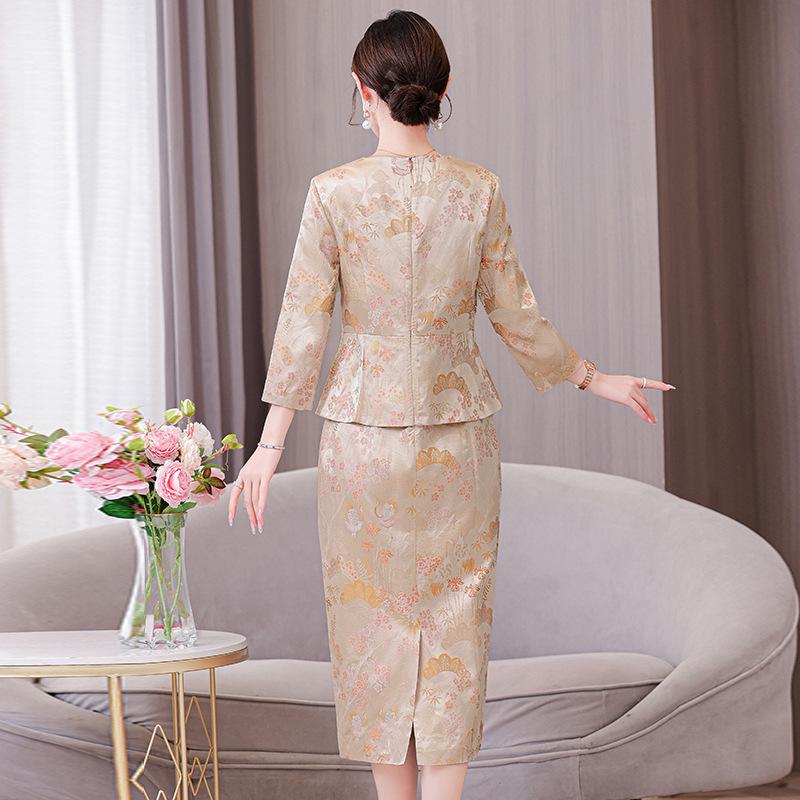 Elegantes 2024 Herbst Chinesischer Stil Cheongsam: Perfekt für Verlobungen & formelle Anlässe