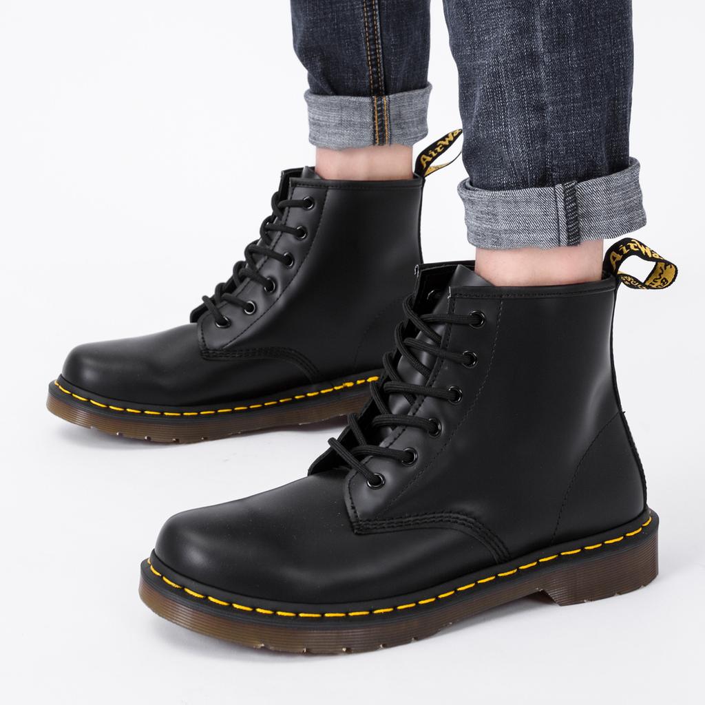 Loch offene Kante Perle Paar kurze Stiefel Stiefel Leder runde Spitze weiße Lokomotive Stiefel