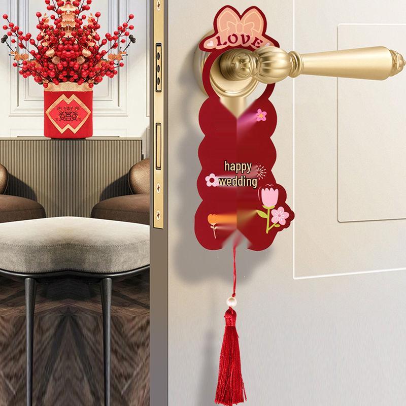 Wedding Door Handle Pendant: Bridal Xi Character Ornament for Groom's Bedroom and Bride's New Room Decoration