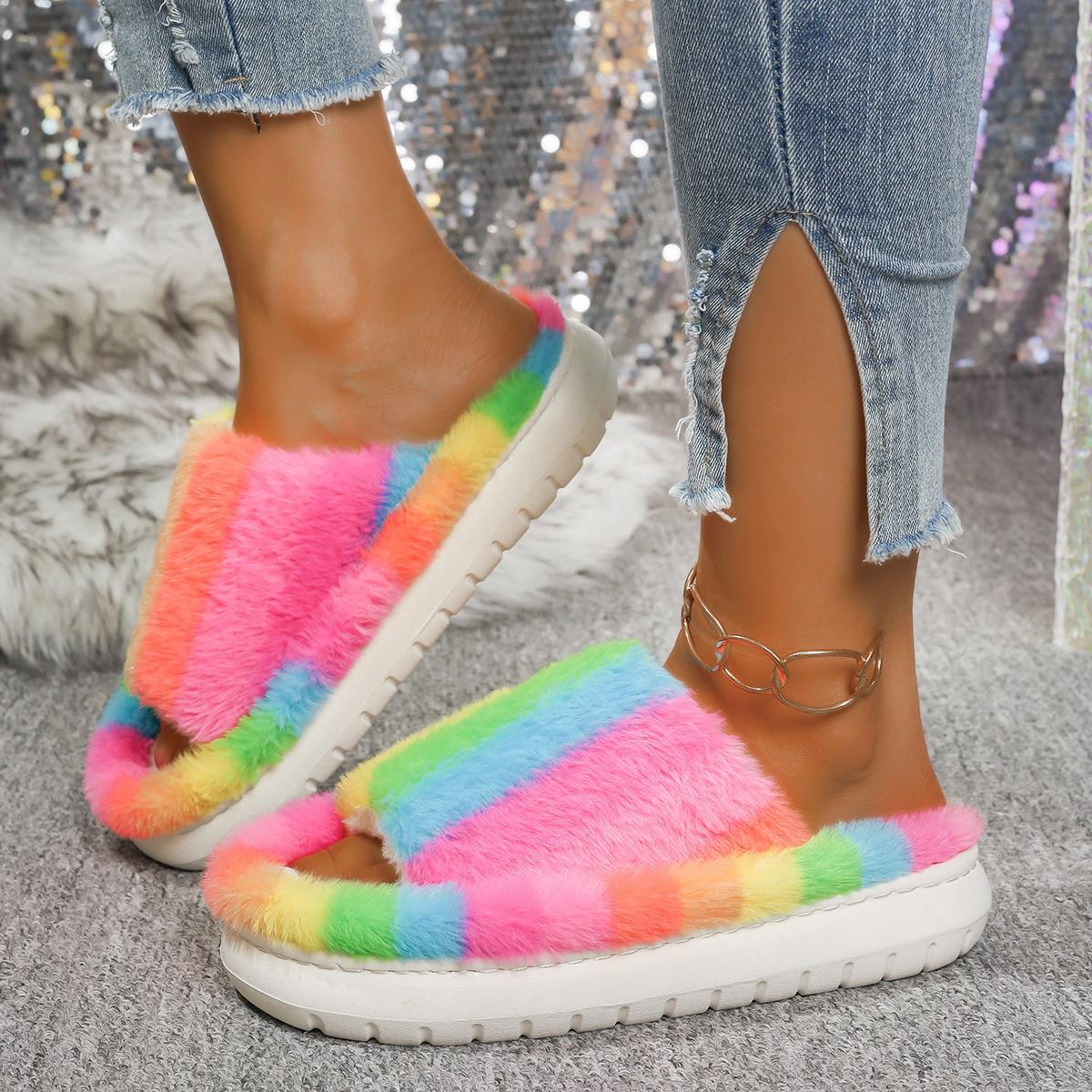 

Мода 2025 Новые женские тапочки Легкие домашние шлепанцы Женские с открытым носком на плоской подошве Теплые домашние туфли Модные женские меховые тапочки смешанных цветов 42-43