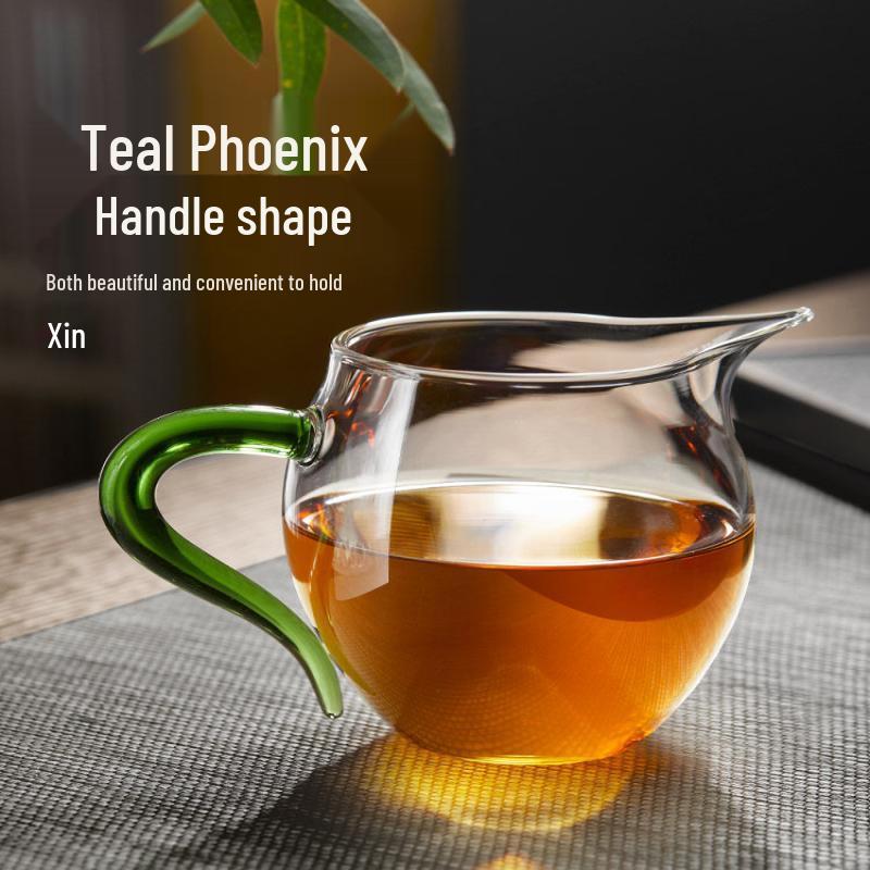 Glass Gongdao Cup with Integrated Tea Strainer