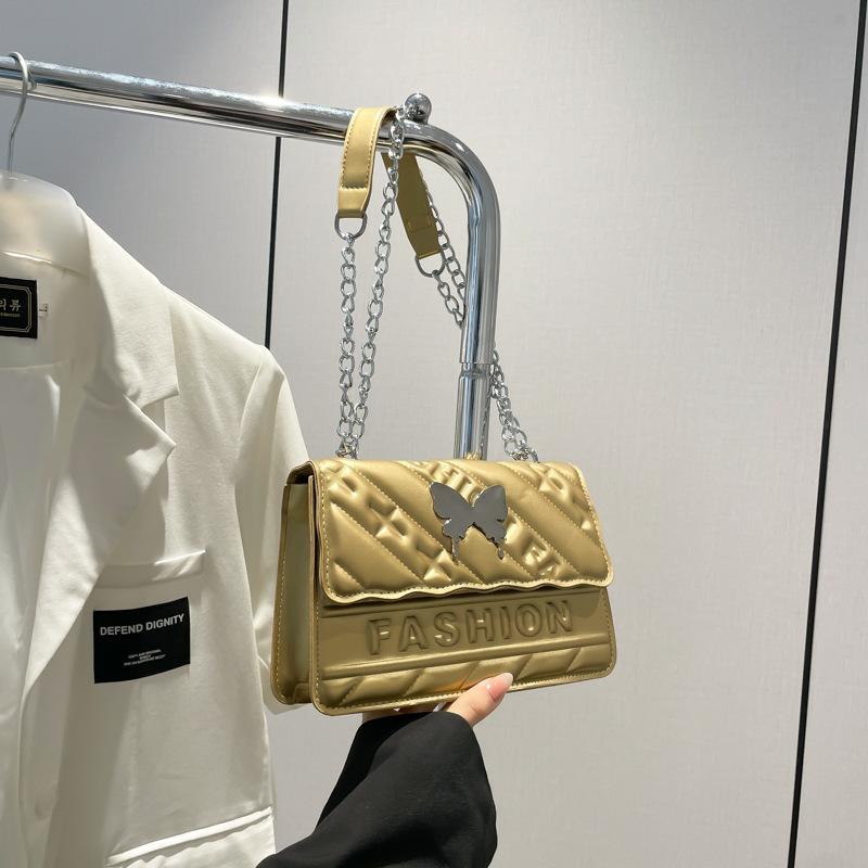 

Fresh butterfly chain bag women s 2025 spring and summer new shoulder messenger bag popular trend commuter small square bag золотой