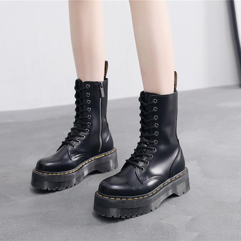 round toe combat boots
